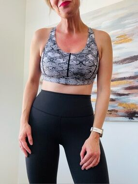 ZYIA Active Cobra Metallic Light N Tight Adjustable Bra - XL